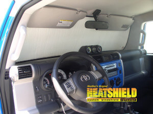 Heatshield Windshield Sun Shade for 2007 Toyota FJ Cruiser (interior view)